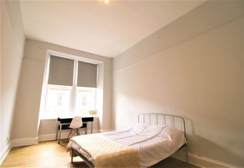 3 bed flat to rentSauchiehall Street, Glasgow G3
