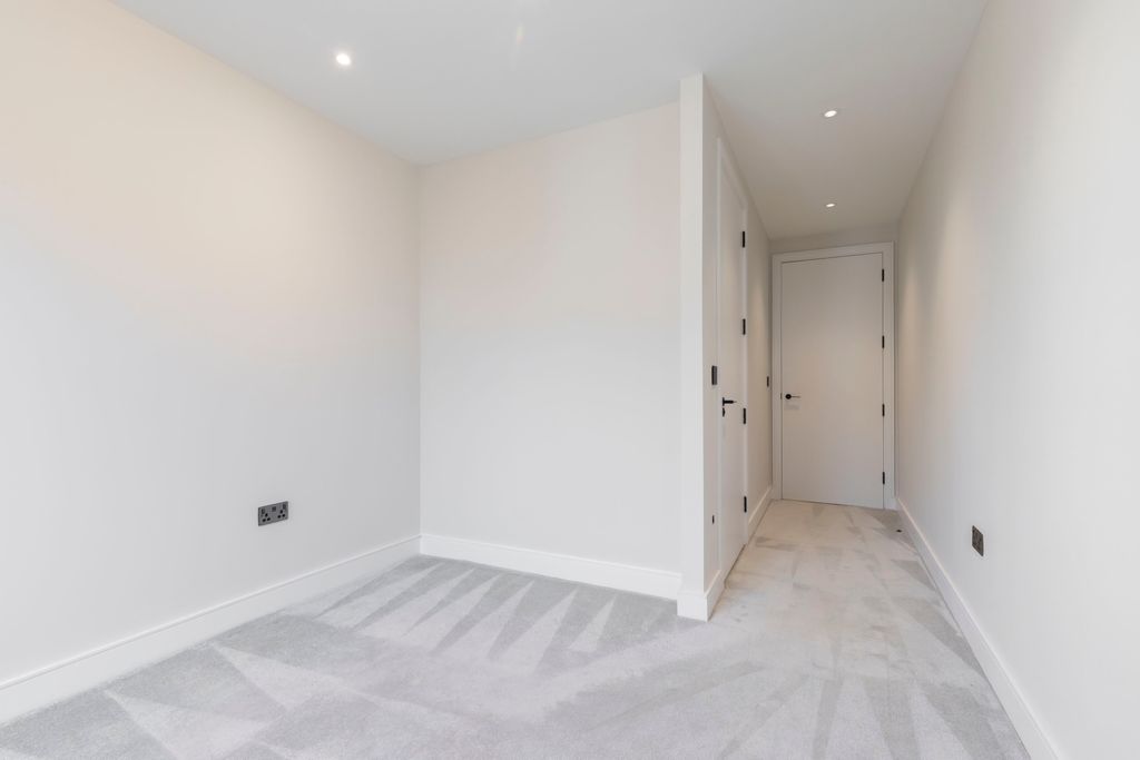 Additional image 15 of 3 bed flat to rentParabola Road, Cheltenham GL50