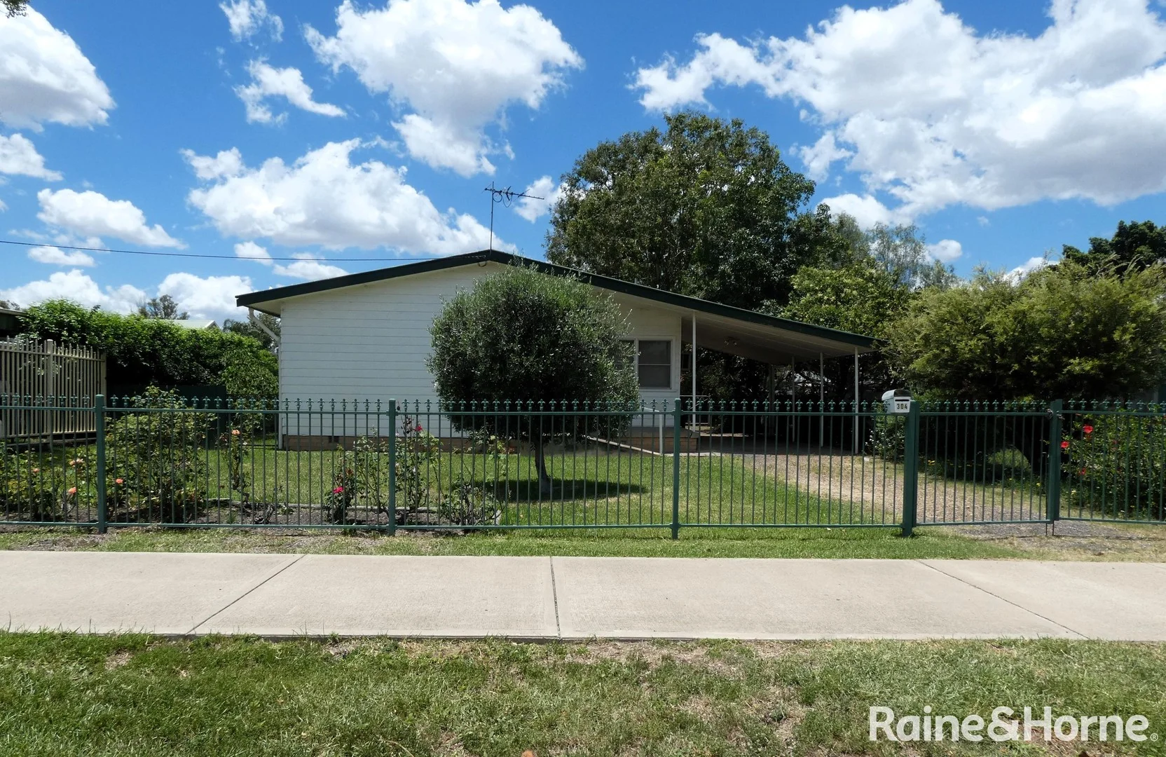 Moree NSW 2400