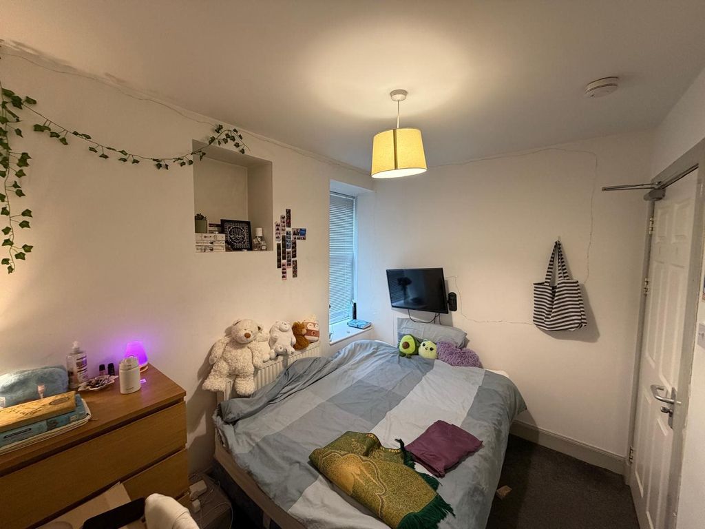 4 bed shared accommodation to rentPerth Road, Dundee DD1 photo 2