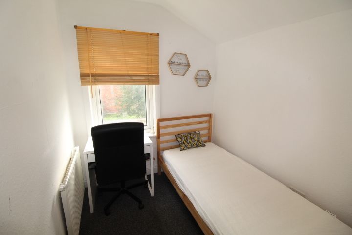 Additional image 9 of 4 bed terraced house to rentSharp Street, Hull HU5