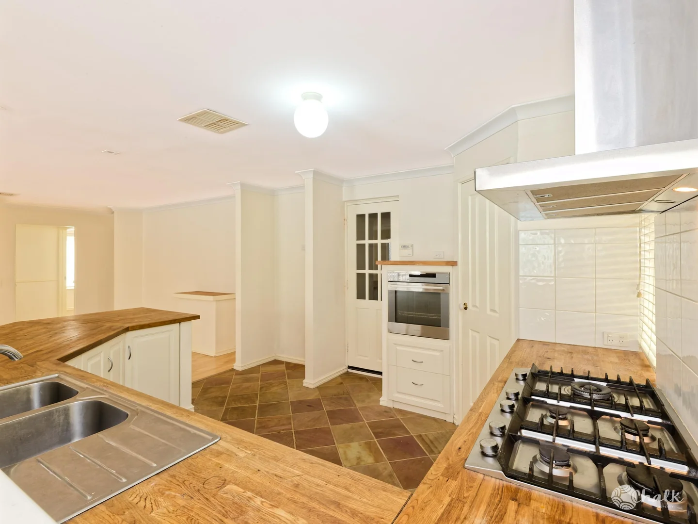 Additional image 11 of 204 Currie Street, Warnbro WA 6169