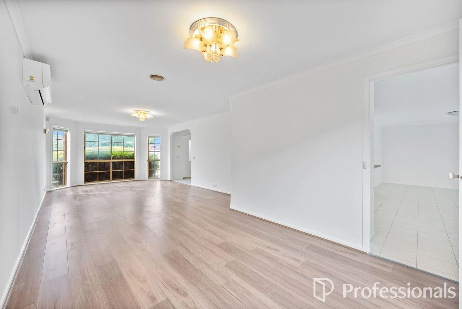Additional image 3 of 33 Mccubbin Drive, Taylors Lakes VIC 3038