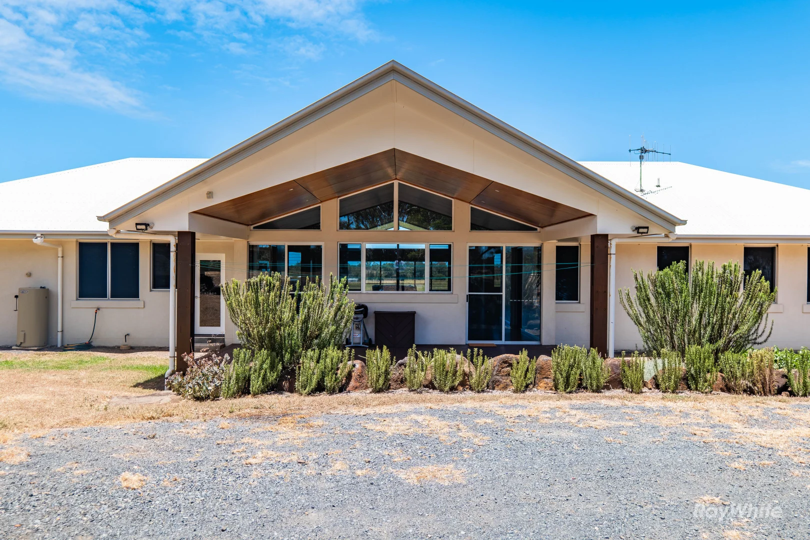 Additional image 2 of 86 Harts Road, Elliott Heads QLD 4670