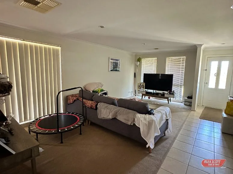 4 Parramatta Place, Berwick VIC 3806 photo 2
