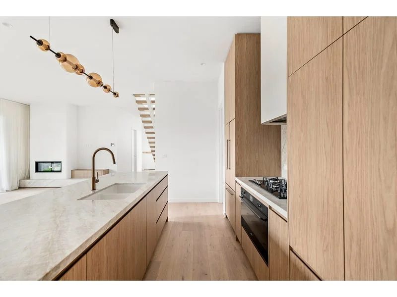 35 Brosnan Crescent, Strathmore VIC 3041 photo 2