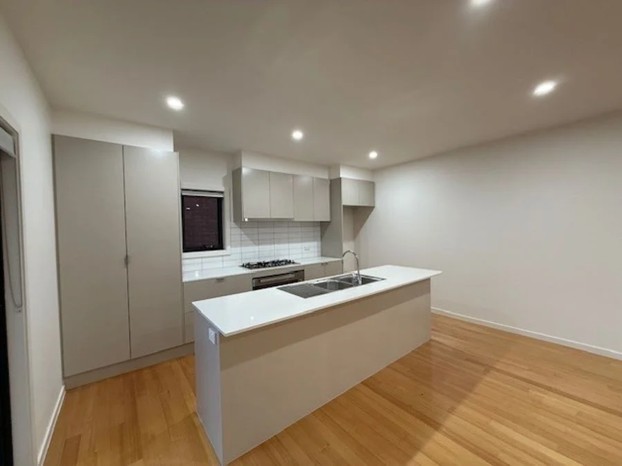 Additional image 3 of 2/24 Kinross Street, Pascoe Vale VIC 3044