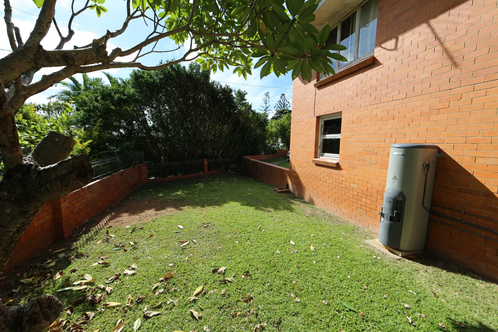 Additional image 10 of 11 Gardenvale St, Holland Park West QLD 4121