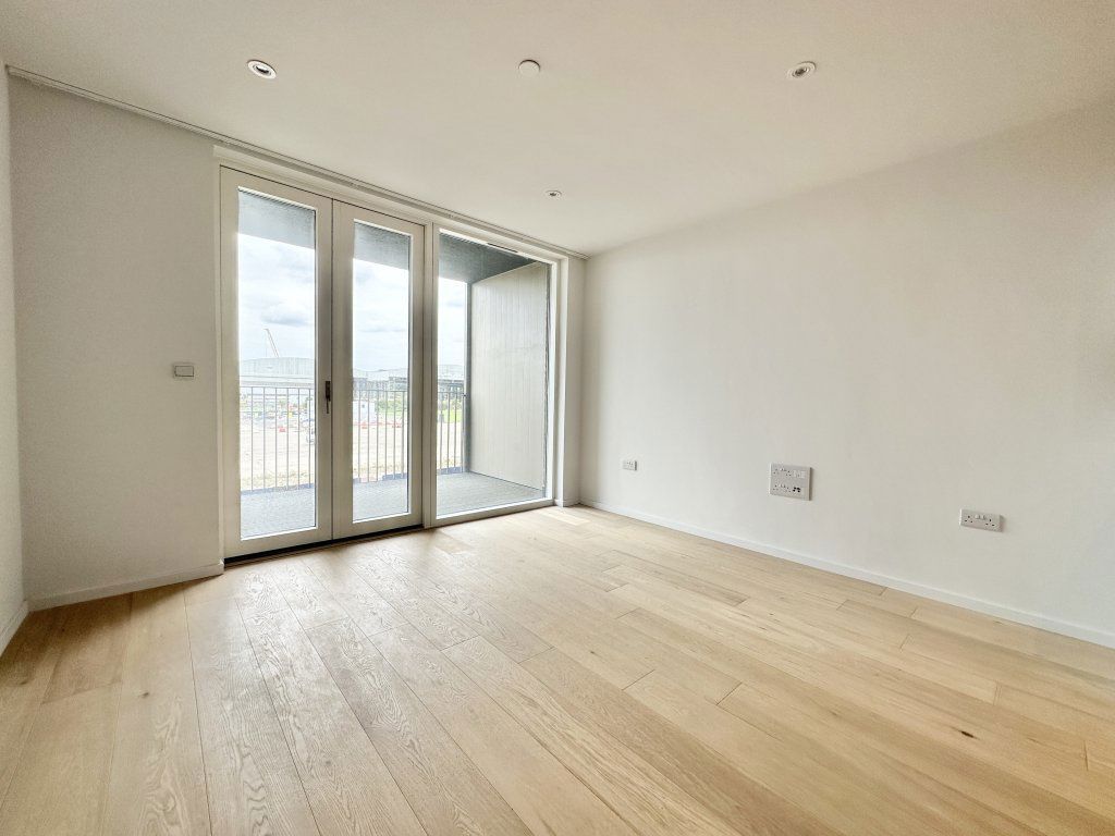 2 bed flat to rentThe Dials, Patchway BS34 photo 5