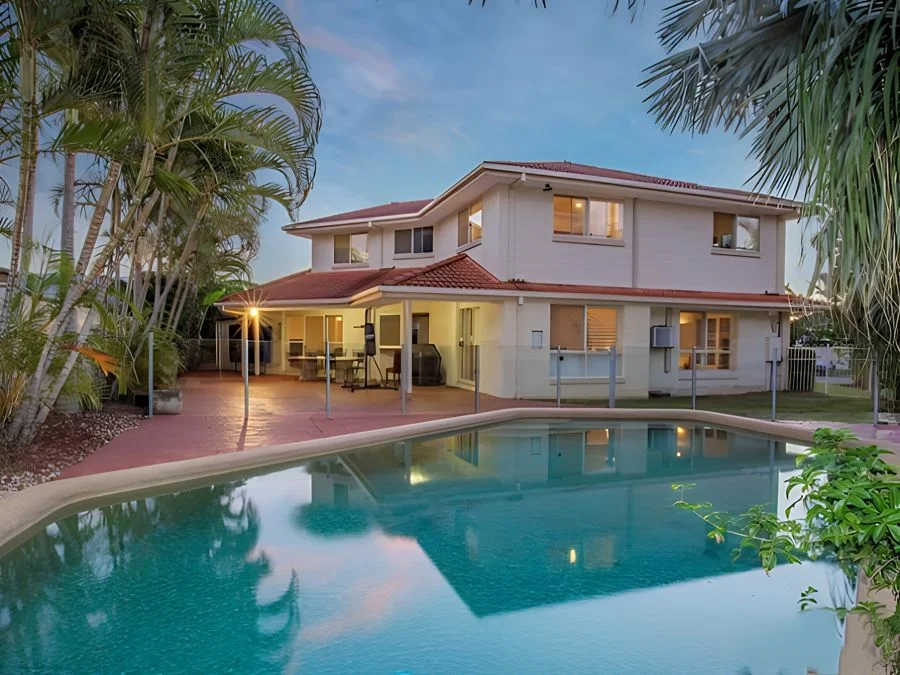 34 Christa Way, Benowa QLD 4217