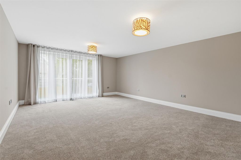 Additional image 25 of 4 bed detached house to rentChessetts Wood Road, Lapworth, Solihull B94