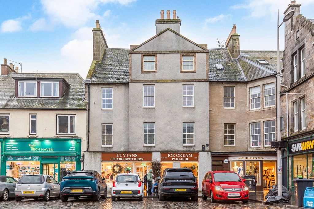 3 bed flat for saleMarket Street, St Andrews KY16