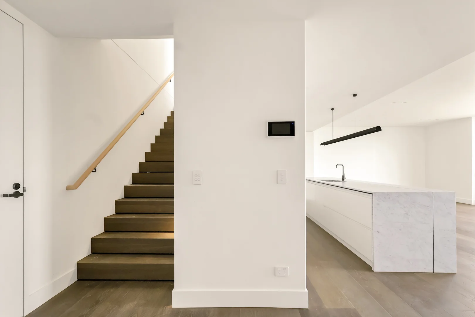 Additional image 5 of 404/451 Hampton Street, Hampton VIC 3188