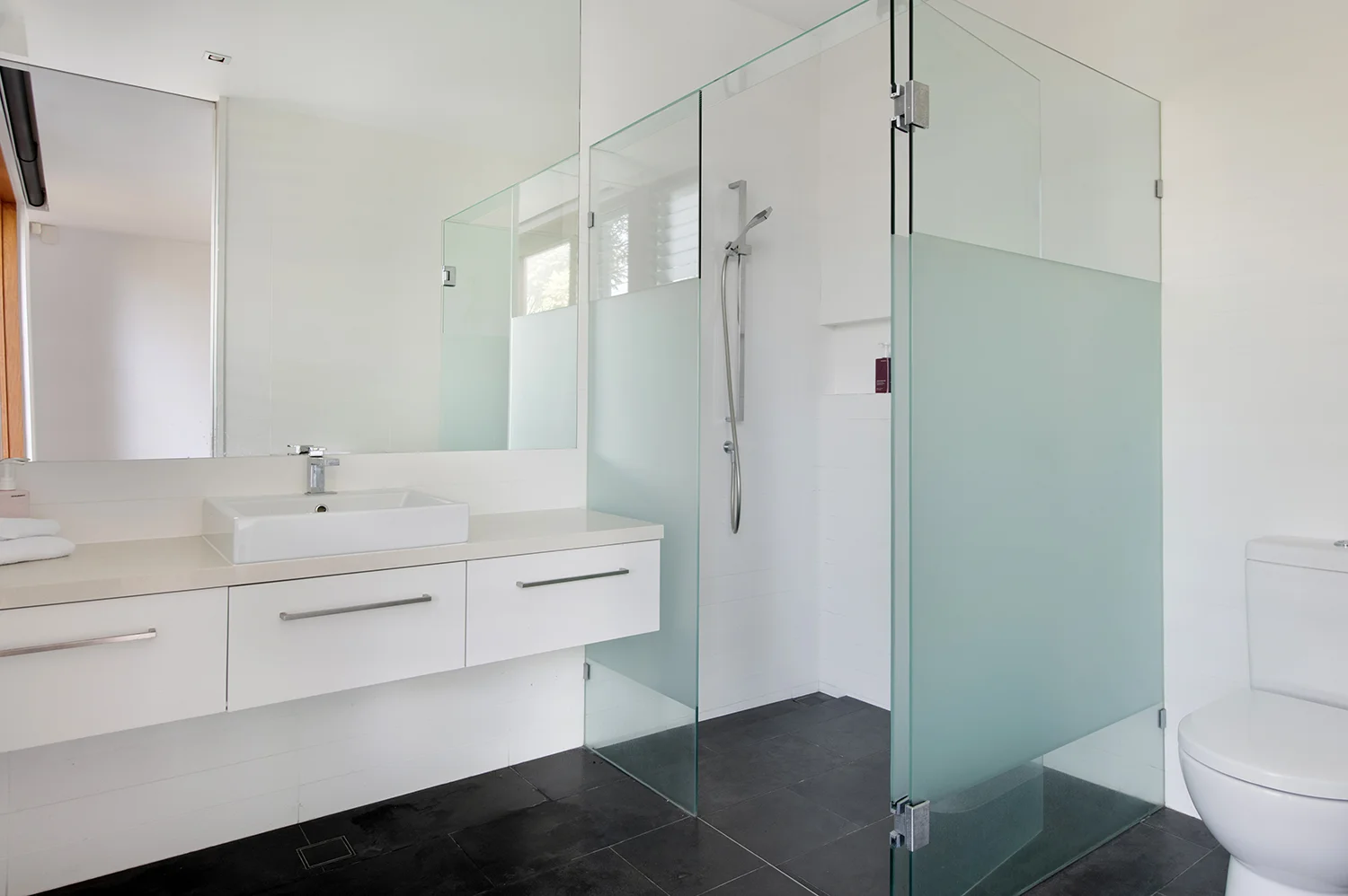 Additional image 33 of 11 Southern Cross Drive, Surfers Paradise QLD 4217