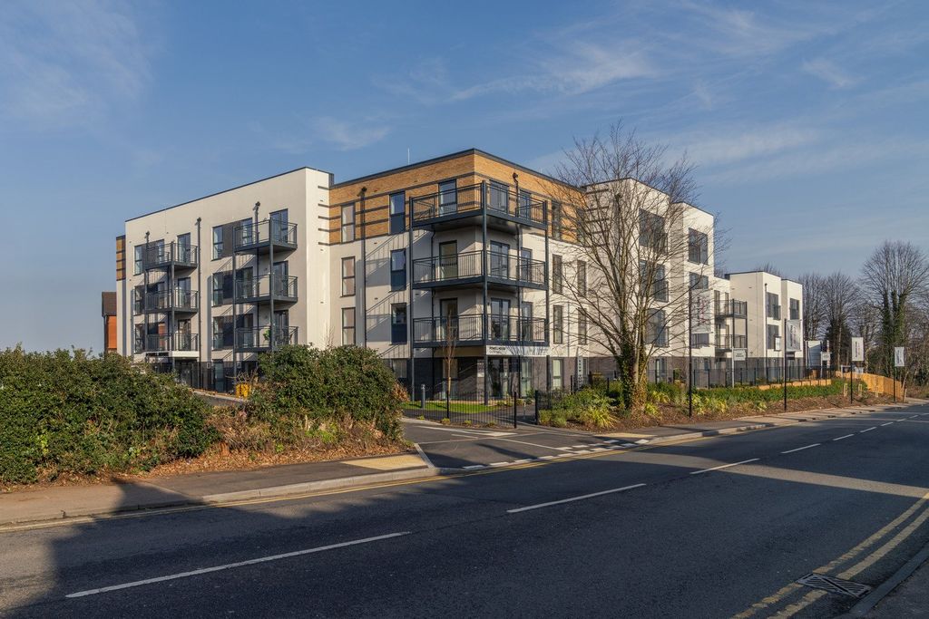 2 bed flat to rentSutton Coldfield B72 photo 4