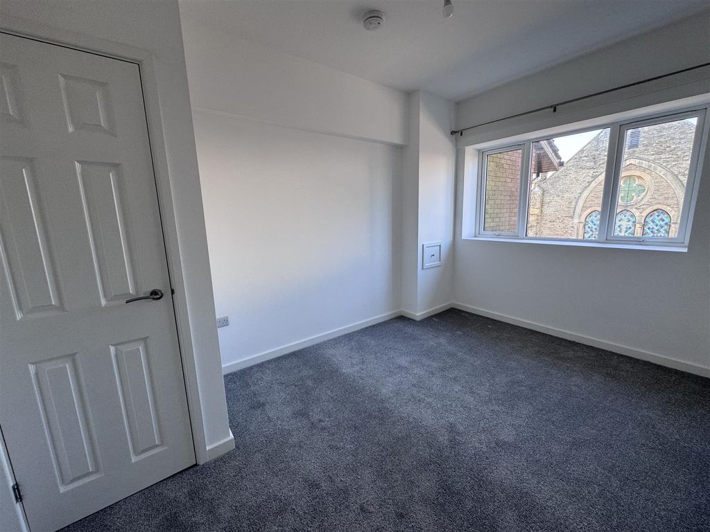 Additional image 5 of 2 bed flat to rentWoodstock Way, Caldicot NP26