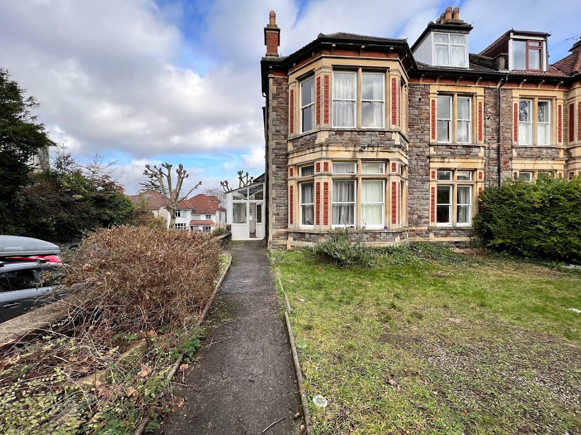 4 Bed Flat, Woodstock Road, BS6, N1 7GU