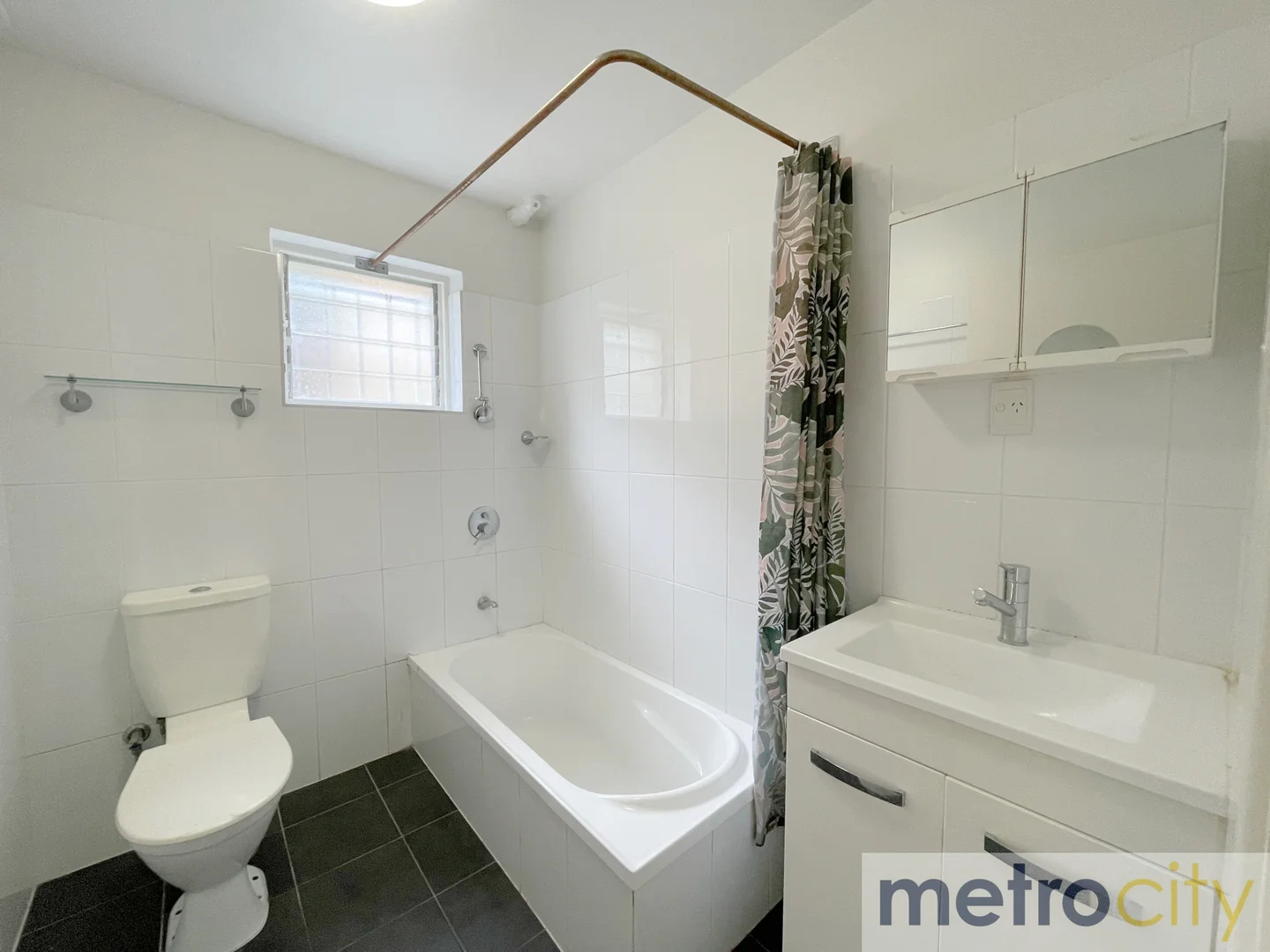 Additional image 8 of 4/35 Gladstone Road, Highgate Hill QLD 4101