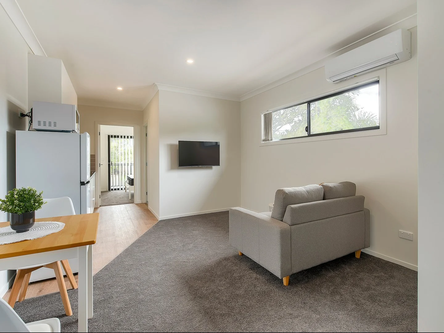 Additional image 3 of 24 Daniel Street, Lota QLD 4179
