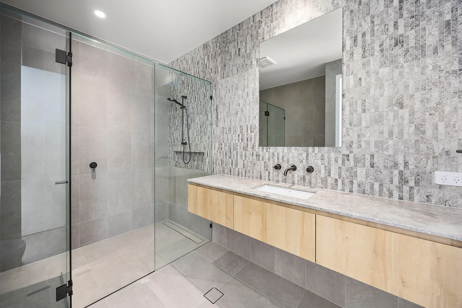 Additional image 26 of 12/81 Salerno Street, Isle Of Capri QLD 4217