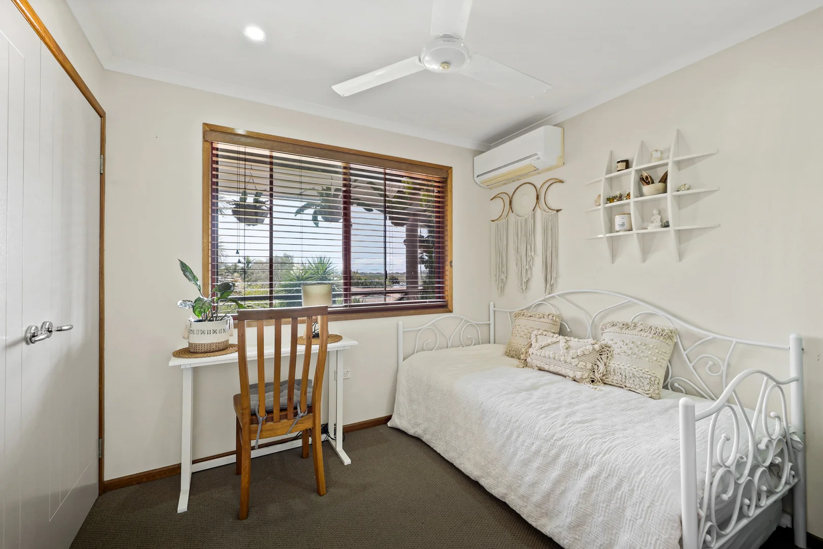 Additional image 15 of 15 Alexander Street, Rural View QLD 4740