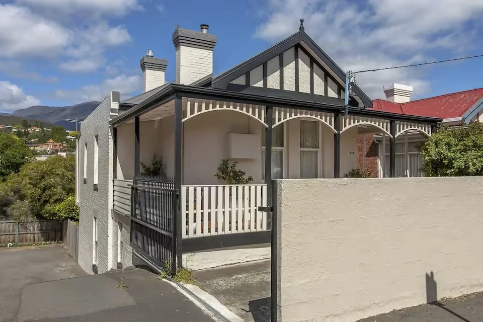 Additional image 26 of 408 Argyle St, New Town TAS 7008