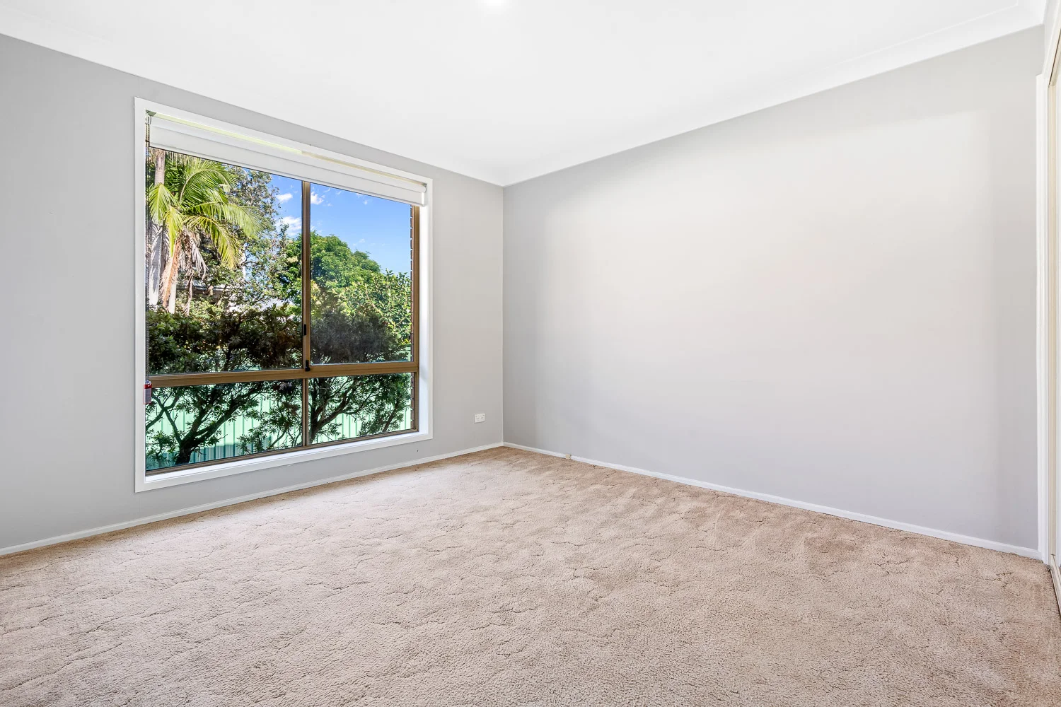 Additional image 4 of 2/7 Waratah Road, Engadine NSW 2233