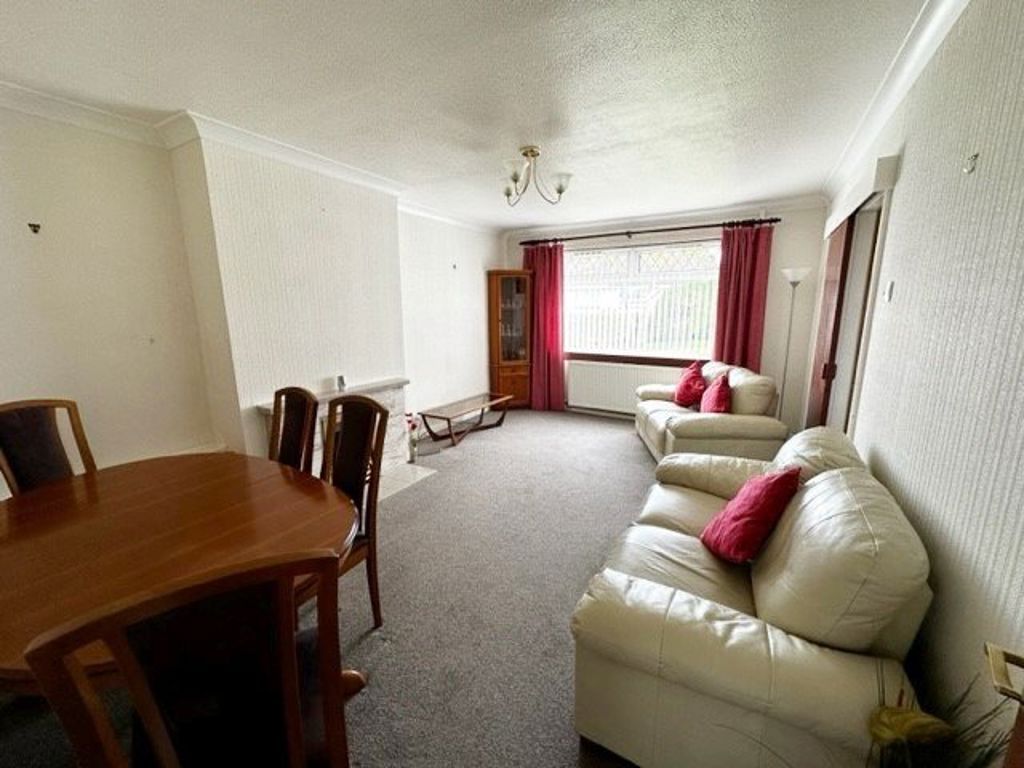 2 bed shared accommodation to rentLetham Place, Fife KY16 photo 3
