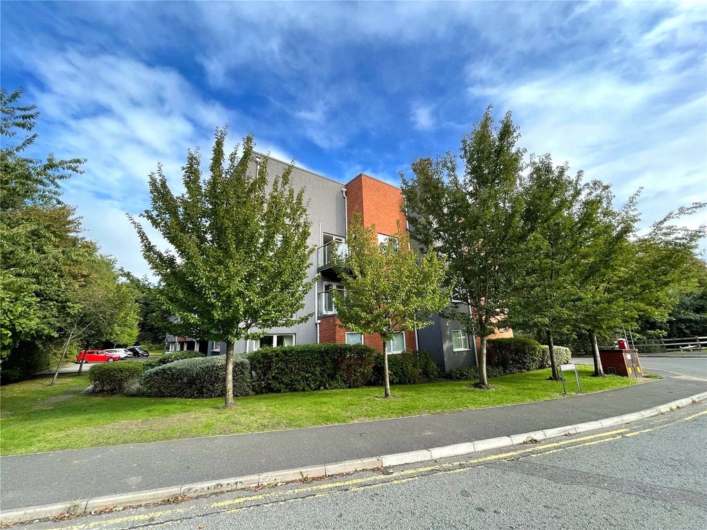 2 bed flat to rentGawer Park, Chester, Cheshire CH1