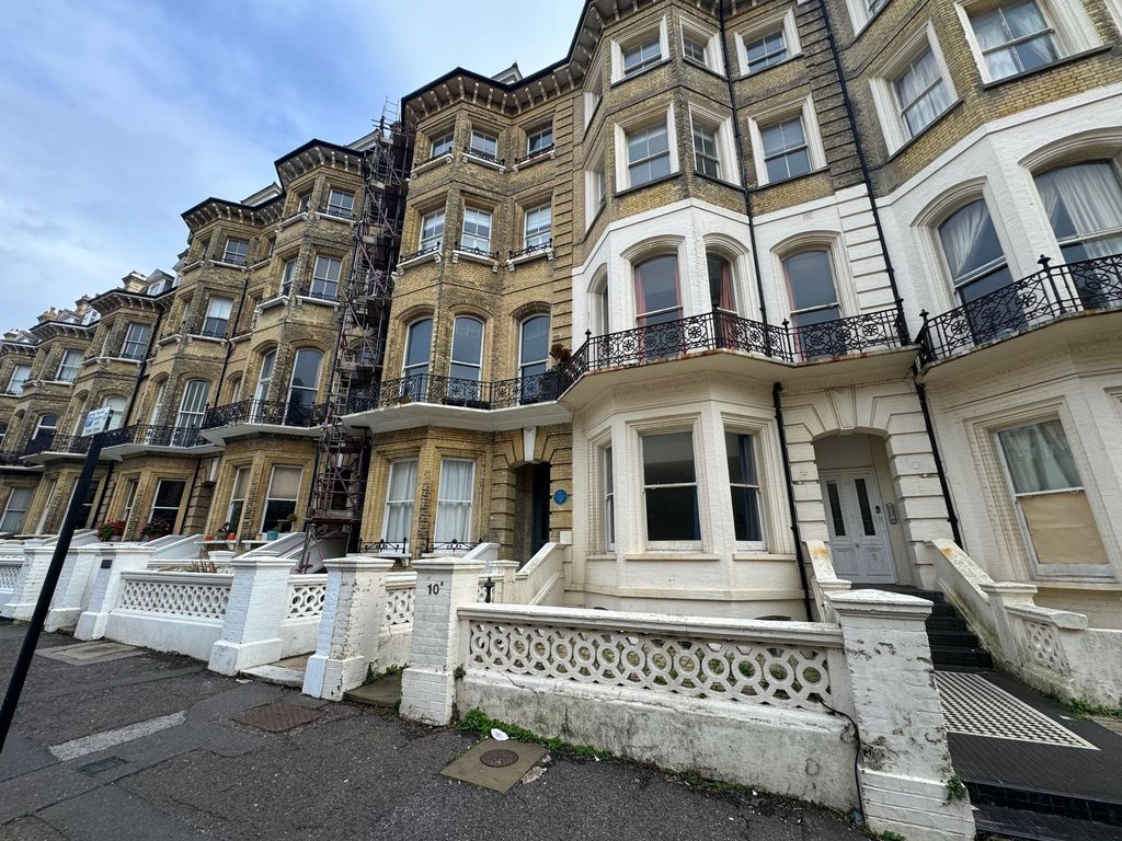14 bed property to rentFirst Avenue, Hove BN3