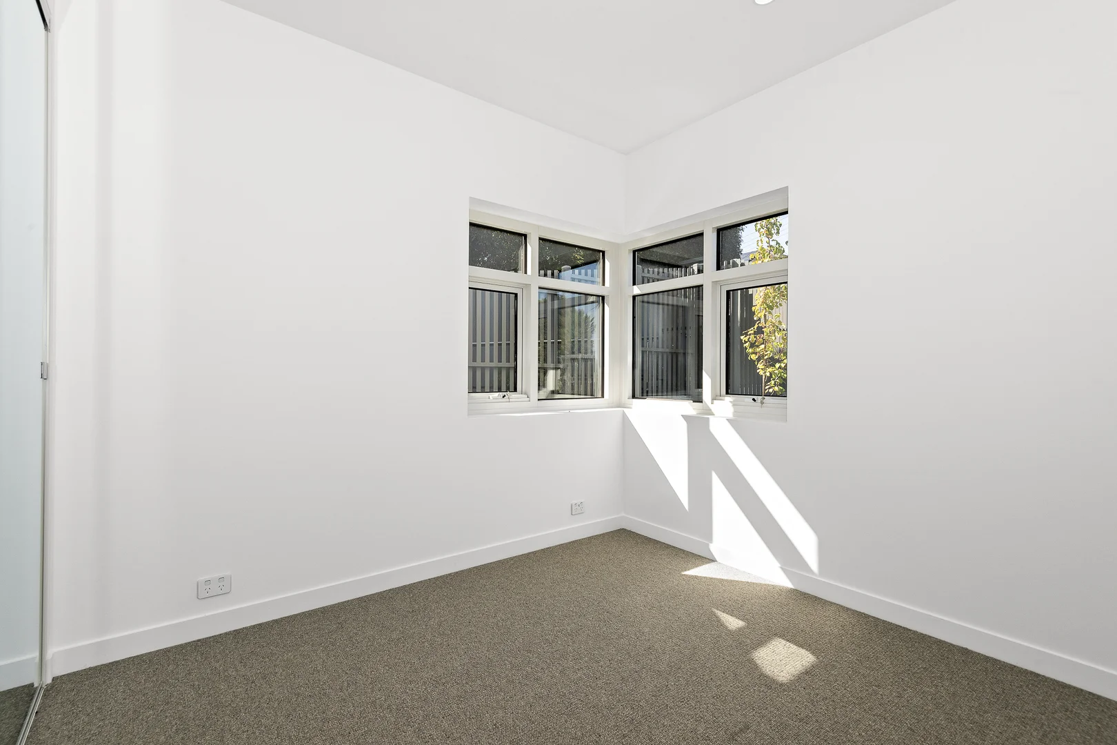 Additional image 5 of 1/4 Hyton Crescent, Kew VIC 3101