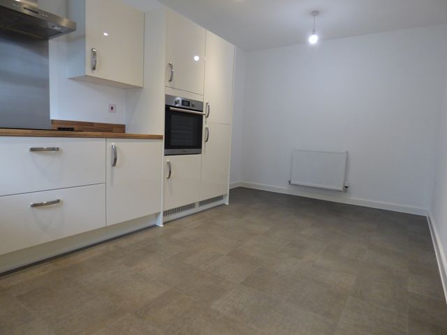 Additional image 2 of 3 bed detached house to rentMerchant Row, Exeter EX2