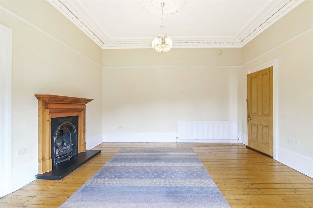 Additional image 4 of 4 bed flat for saleGillburn Road, Kilmacolm PA13