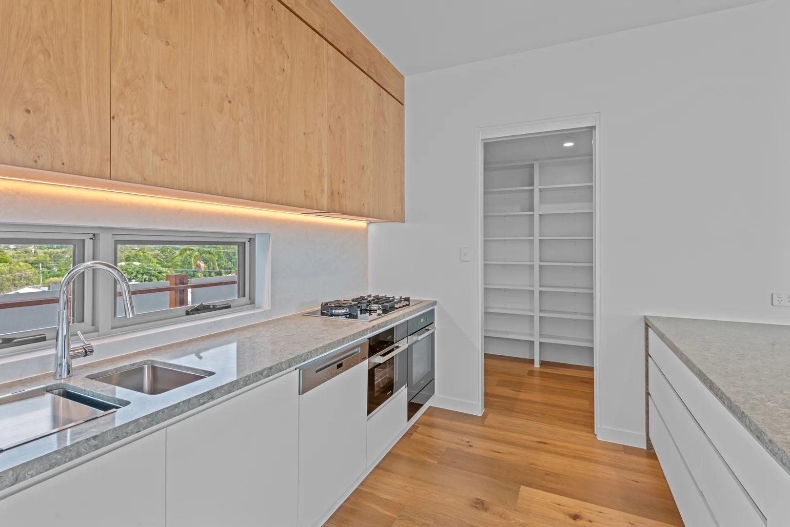 Additional image 5 of 86A Wynnum Road, Norman Park QLD 4170