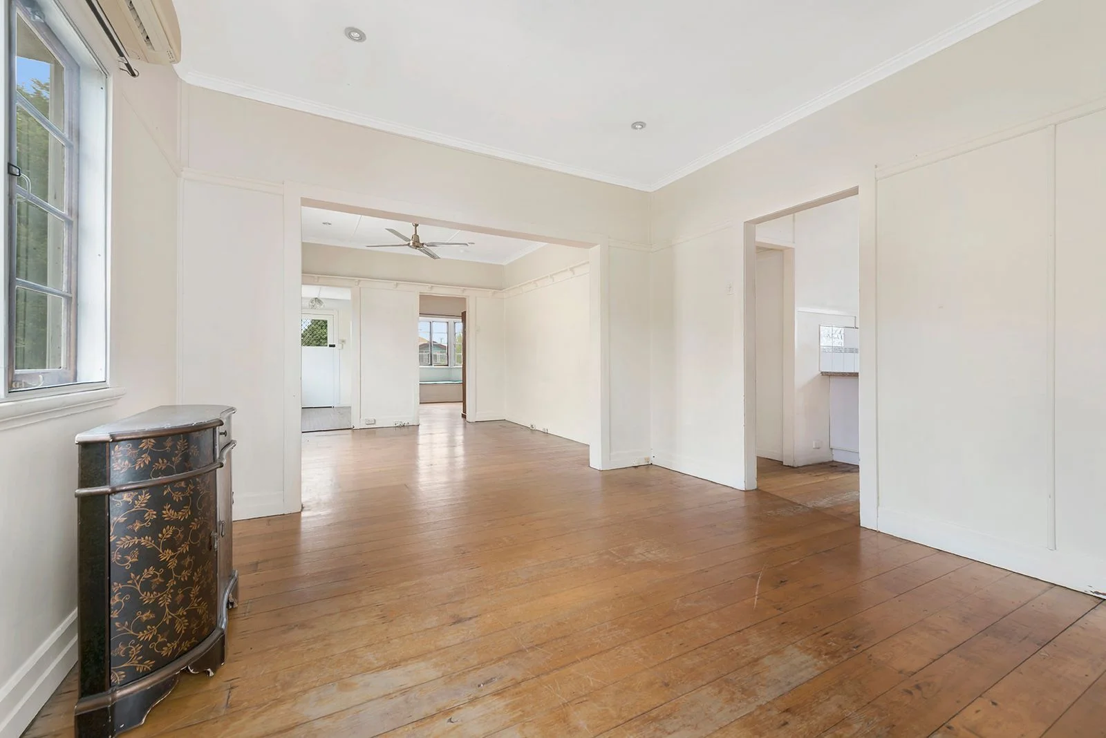 Additional image 2 of 43 Pleystowe Crescent, Hendra QLD 4011