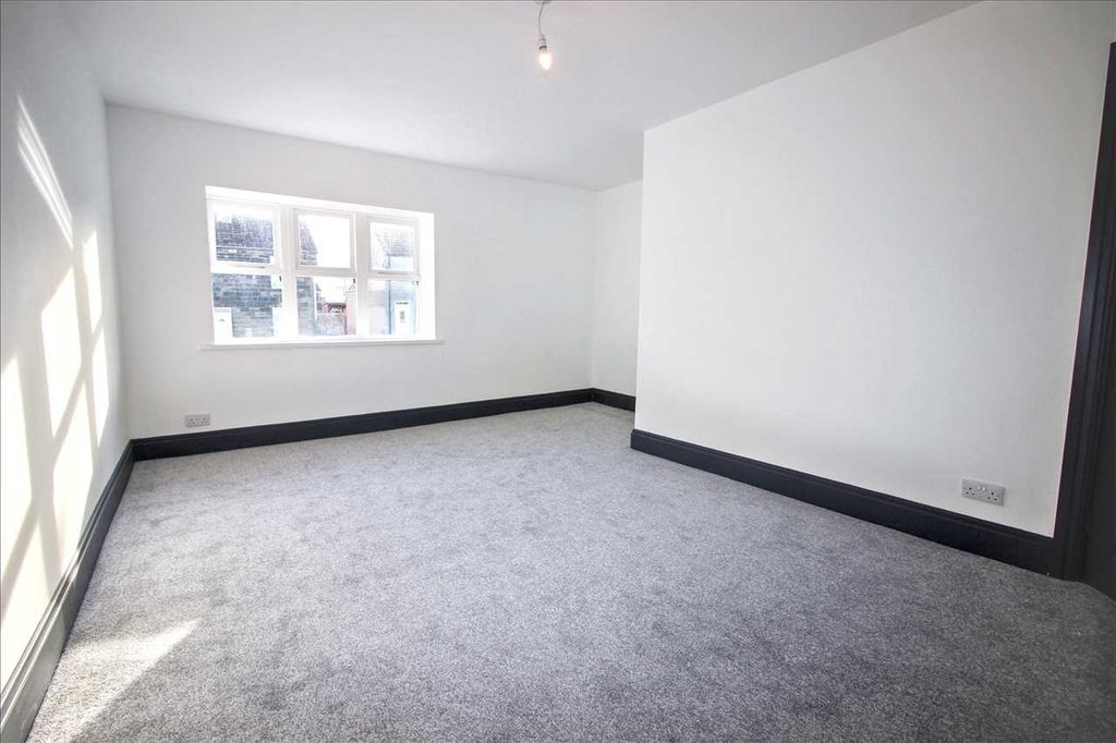 Additional image 3 of 4 bed maisonette to rentFront Street, Bedlington NE22