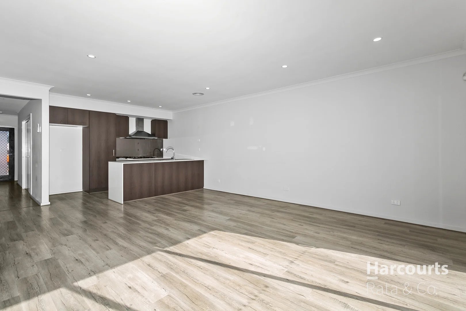 Additional image 3 of 174 Vearings Road, Wollert VIC 3750