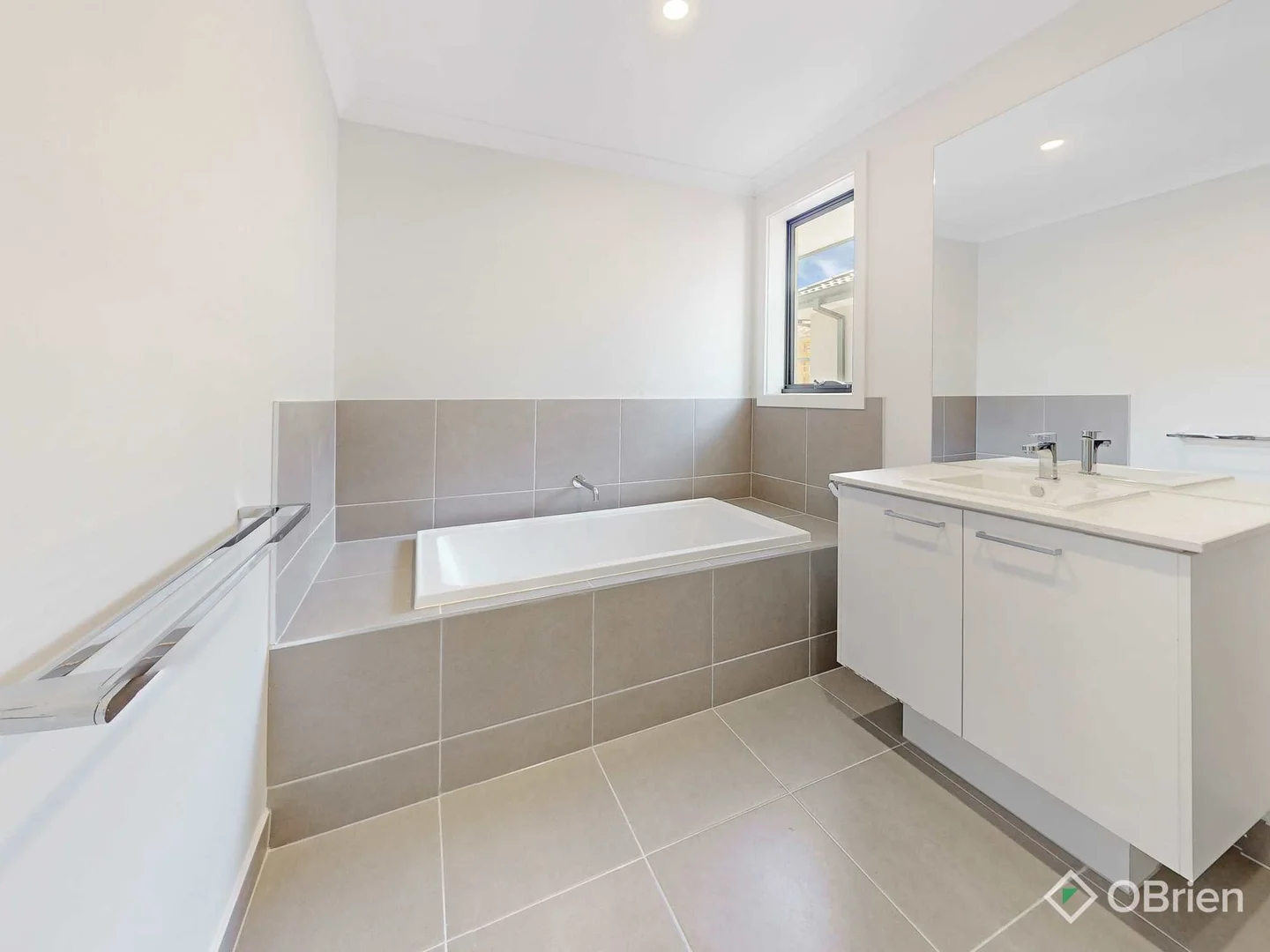 Additional image 5 of 13 Clelland Way, Clyde North VIC 3978
