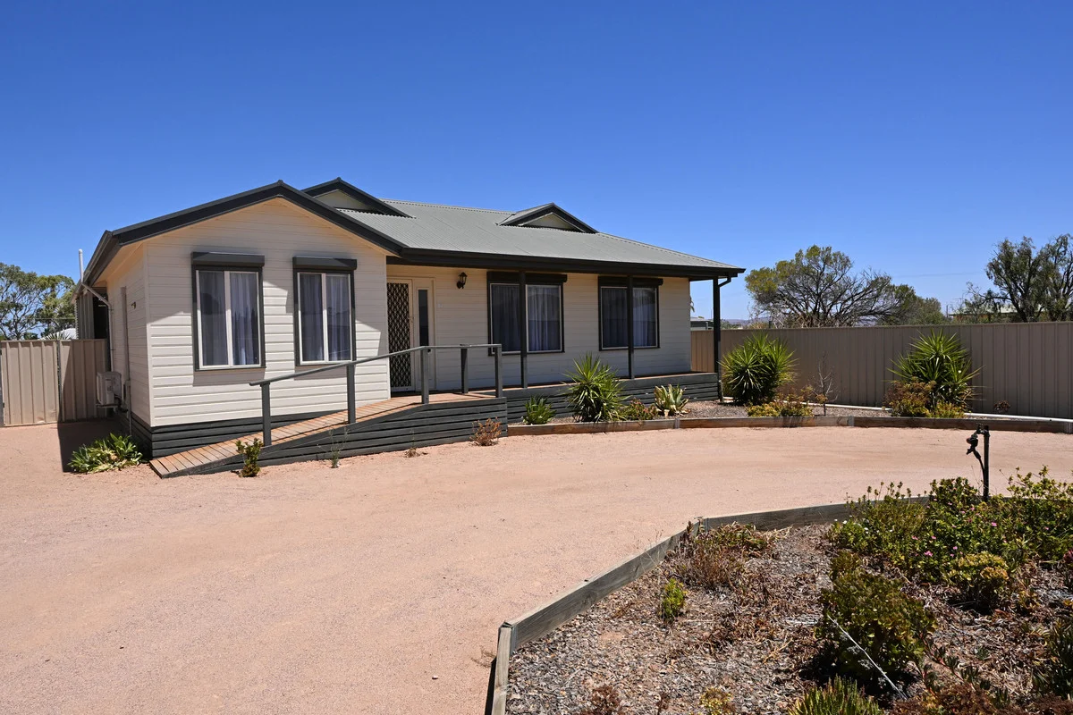 10 Edwards Street, Stirling North SA 5710