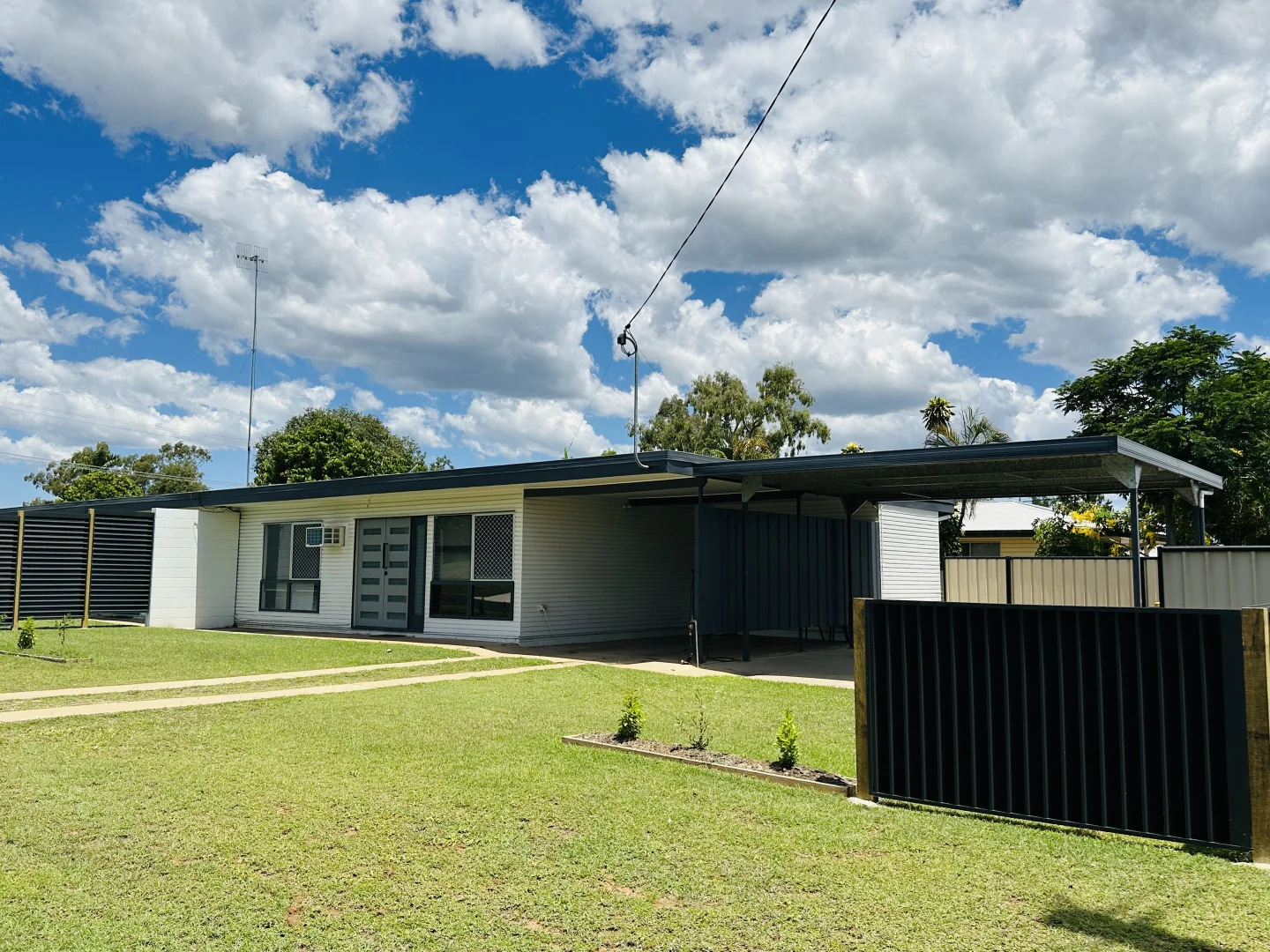 Additional image 15 of 11 Lawrence Street, Moranbah QLD 4744