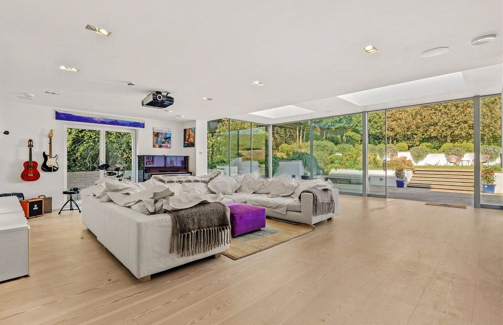Additional image 15 of 6 bed detached house for saleRoedean Way, Brighton, East Sussex BN2