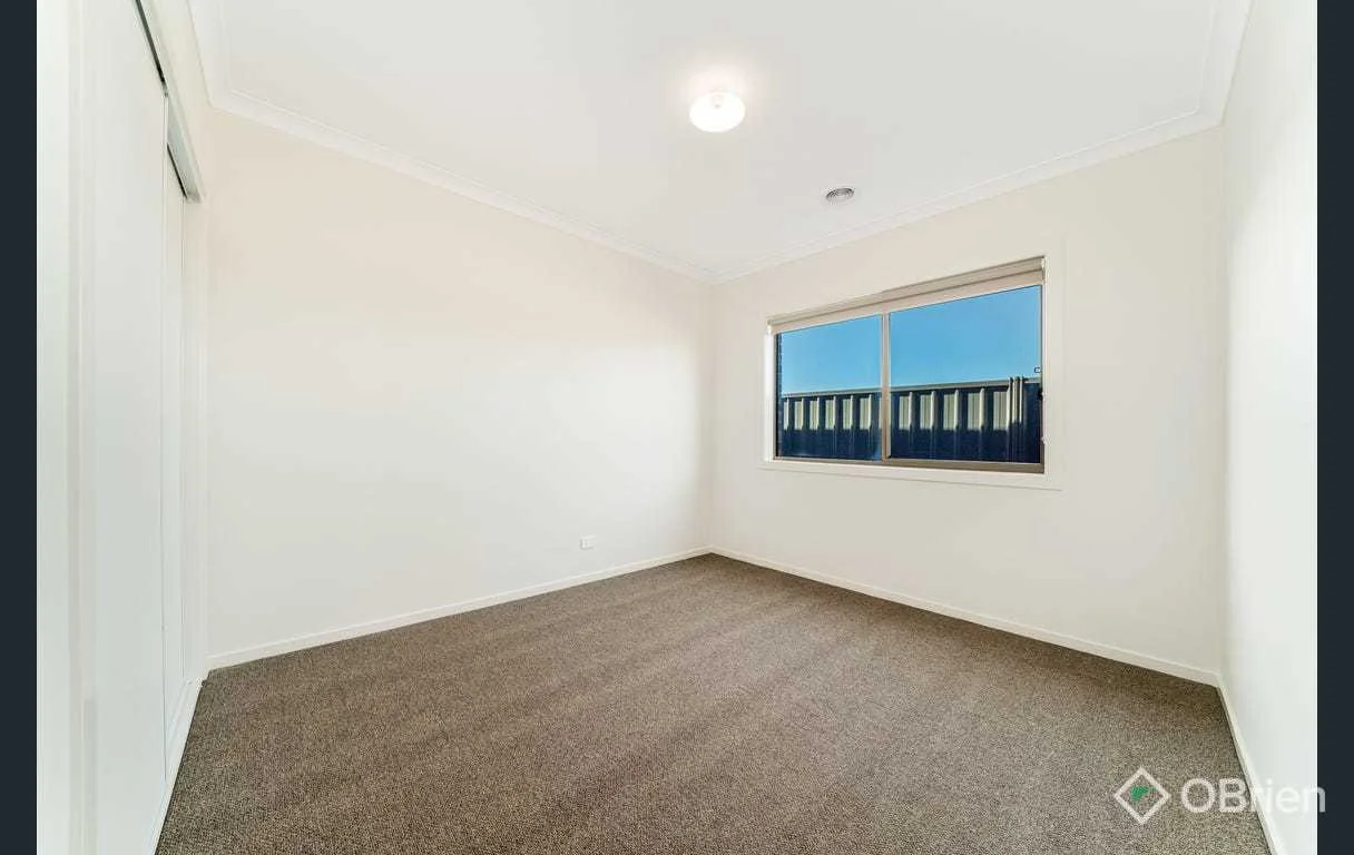 3 Bluff Avenue, Weir Views VIC 3338 photo 3