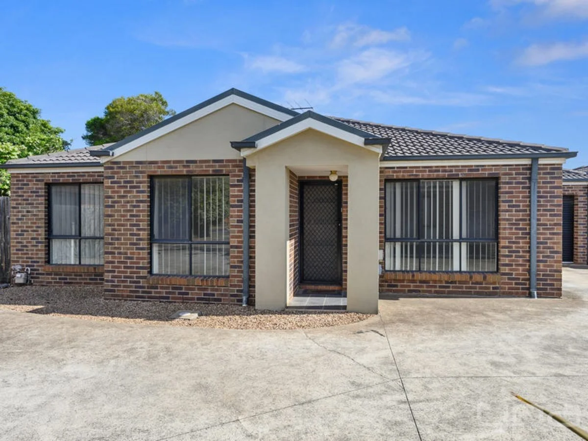 1/43 Acacia Crescent, Melton South VIC 3338