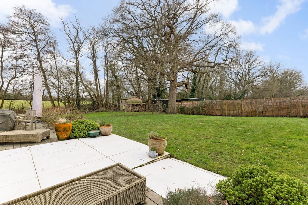 4 bed barn conversion to rentFour Elms Road, Edenbridge TN8 photo 4