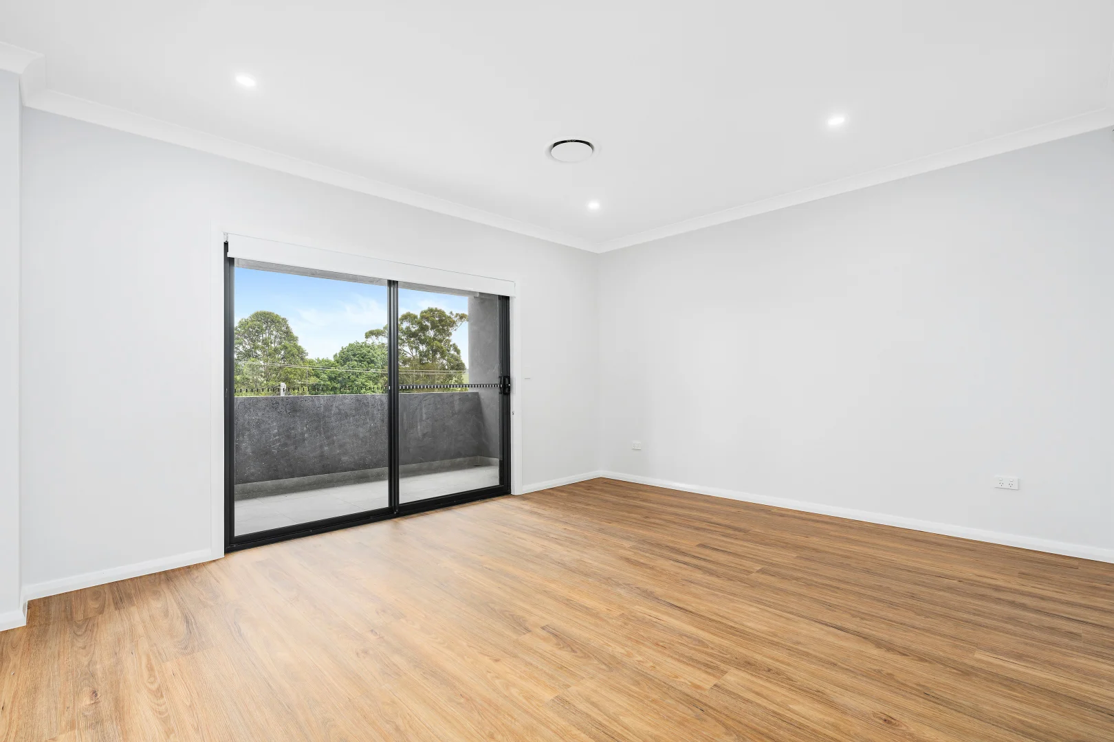 Additional image 8 of 17a William Street, The Oaks NSW 2570