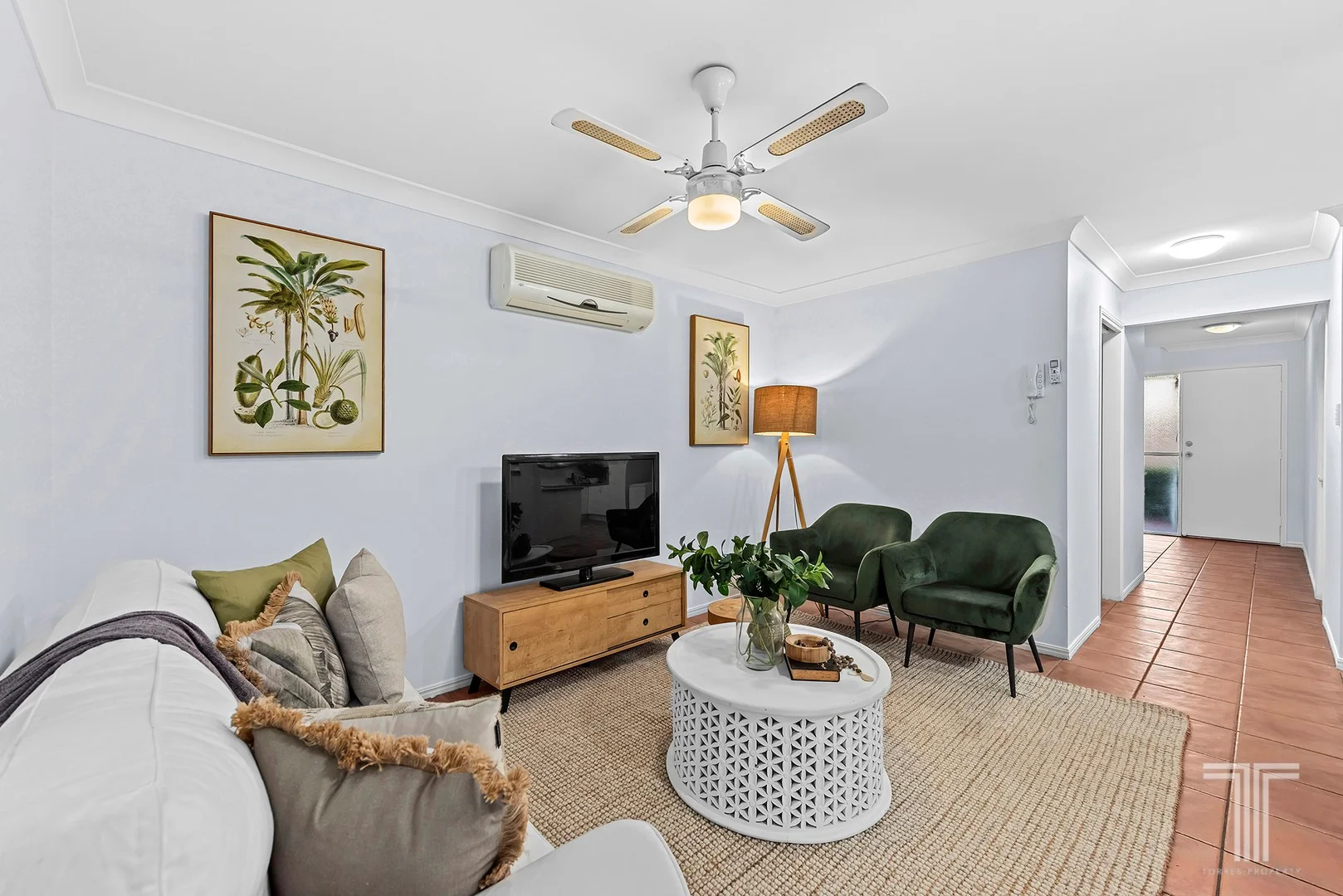 8/18 Delavan St, Wishart QLD 4122