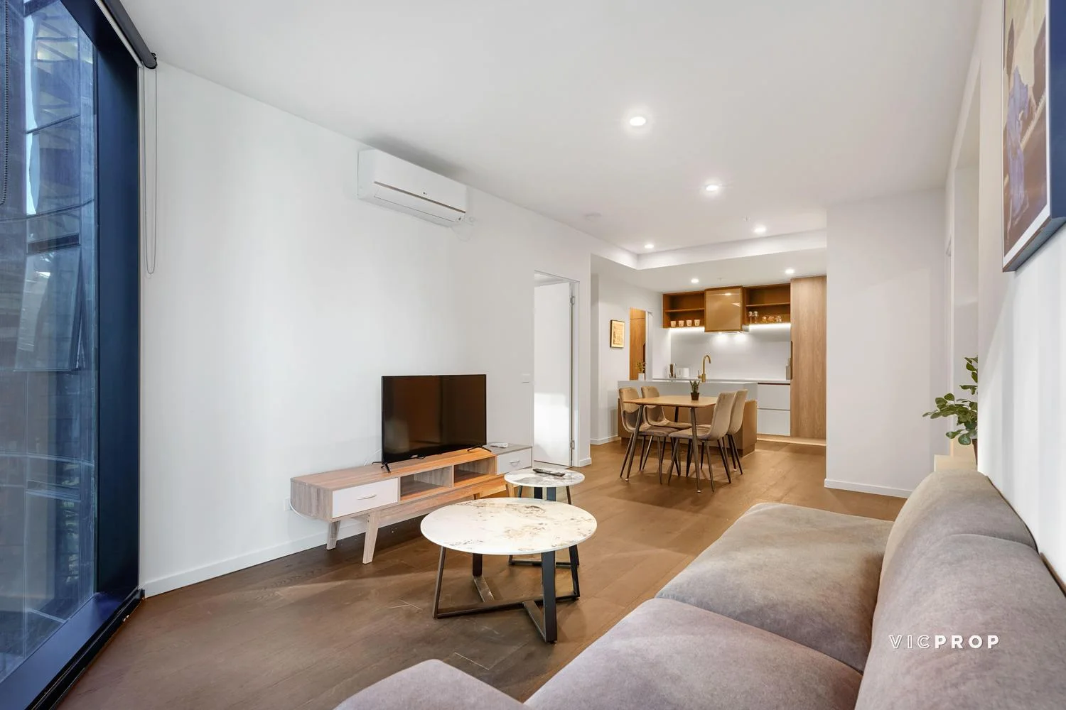 Additional image 2 of 2306/119 A'Beckett Street, Melbourne VIC 3000