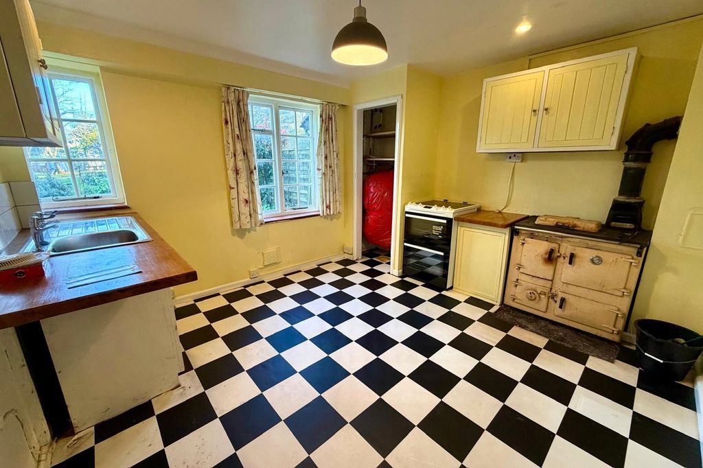 Additional image 3 of 3 bed semi-detached house to rentChithurst Lane, Trotton, Petersfield GU31