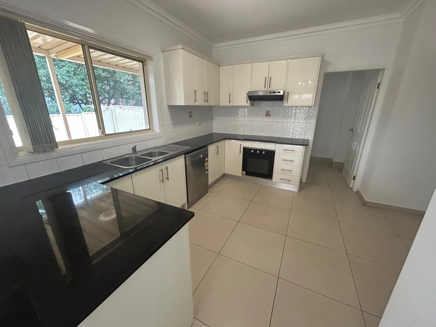 Additional image 2 of 4/23 Carnation Ave, Casula NSW 2170