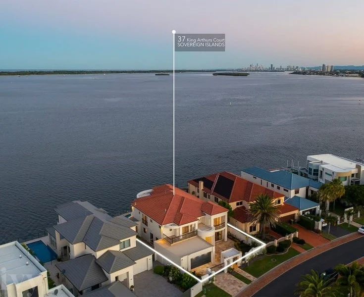 Additional image 35 of 37 King Arthurs Court, Paradise Point QLD 4216